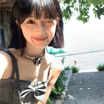 高山下的花环